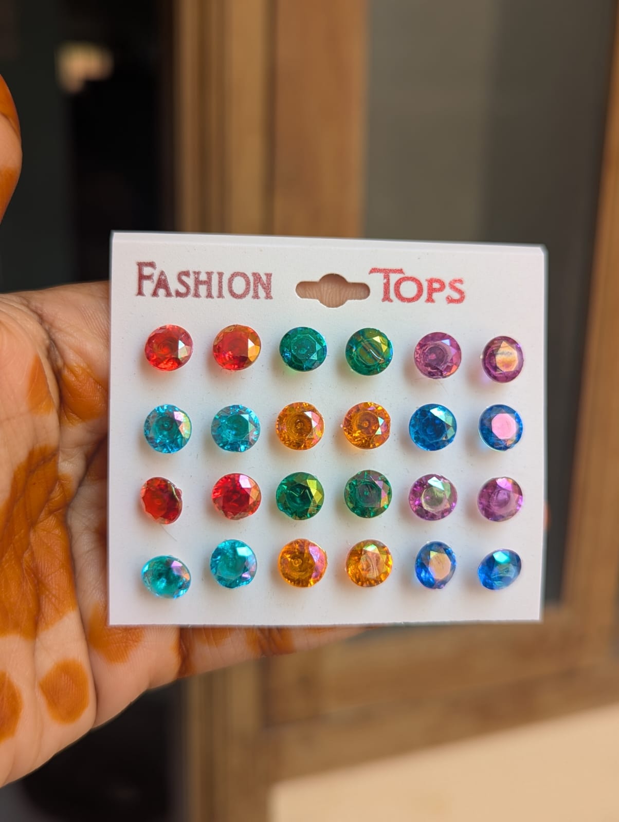 Dual Color Studs